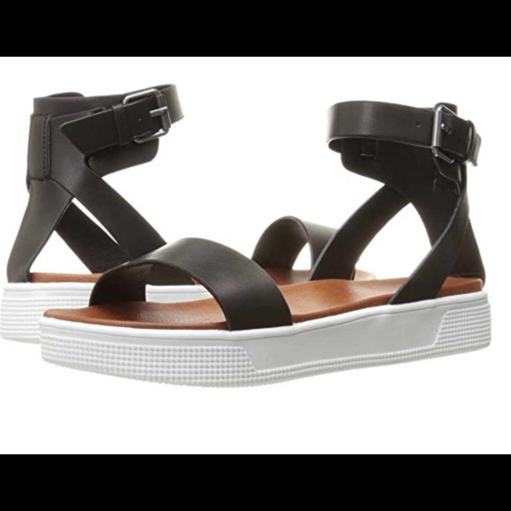 MIA black ankle strap platform sandal